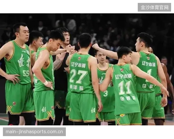 打造坚不可摧的防线——CBA防守协防与换防演练全攻略